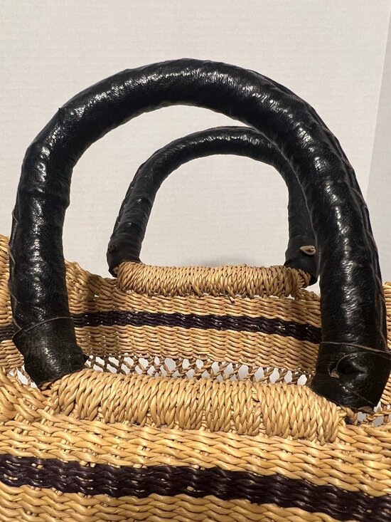 Handcrafted "Lacework Wing Shopper" Bolga Basket - Picture 9 of 15